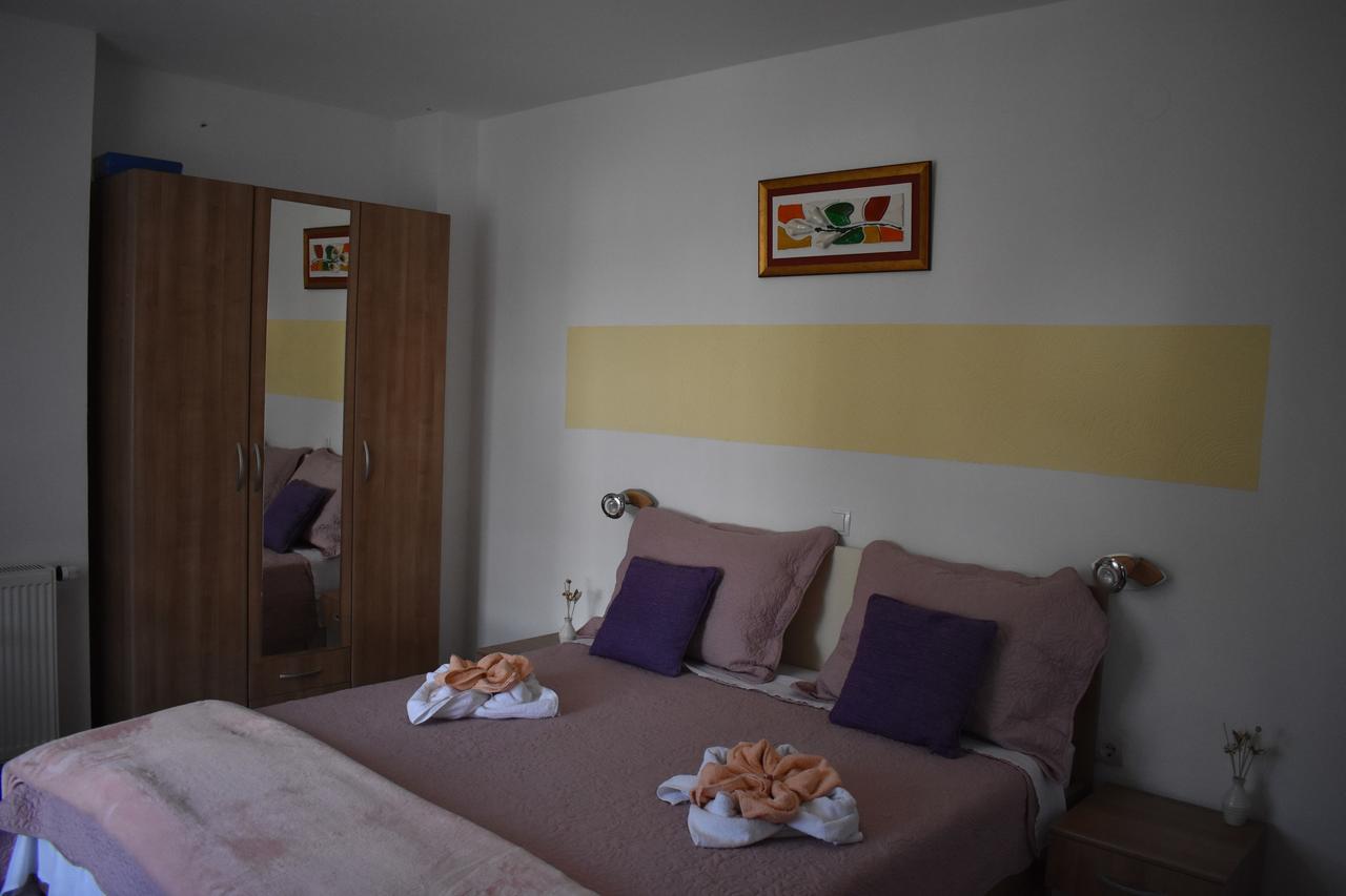 Guesthouse Samolov Vrhovine Ngoại thất bức ảnh
